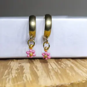 Kroužkové náušnice - Růženka - PVD Gold, Miyuki