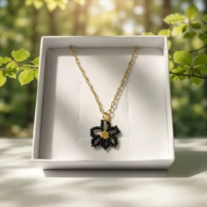 Náhrdelník Černý lotus - PVD Gold, Miyuki