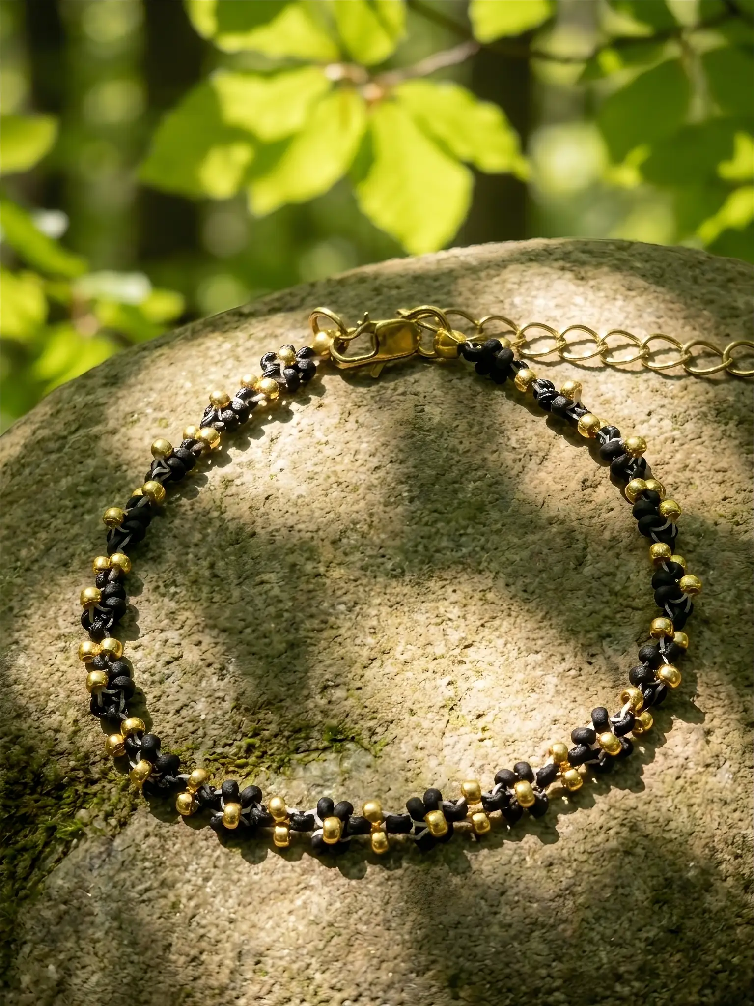 Elegantní náramek "Noční hvězda" (Černá & Zlatá) 1 Elegantní náramek "Noční hvězda" (Černá & Zlatá)